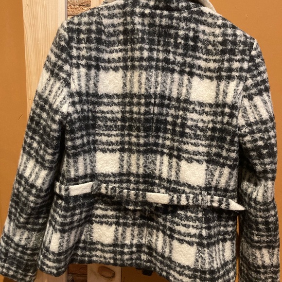 Jacket - Picture 5 of 5